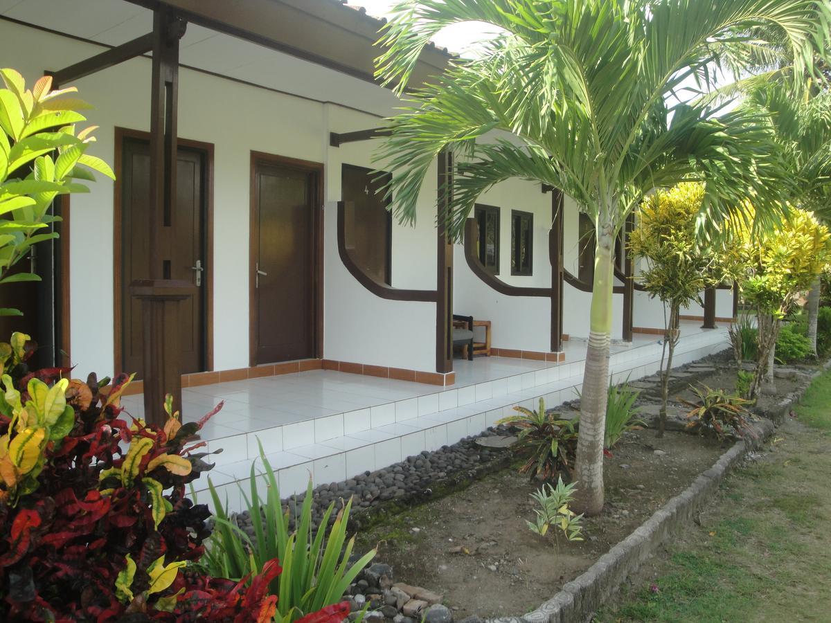 Yoyo'S Hotel Sekongkang Kültér fotó